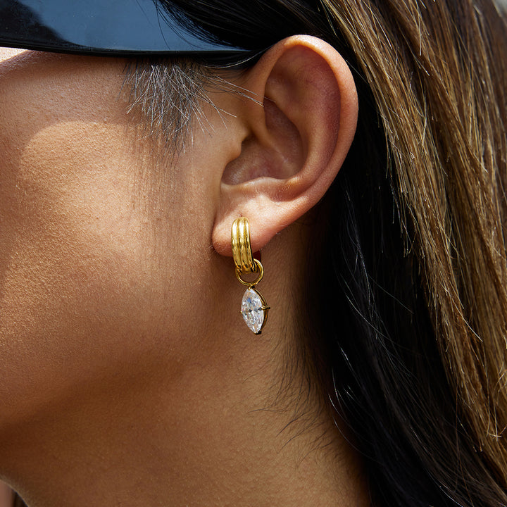 J&D Classic Zircon Earring 18k Gold Plated Stainless Steel White Water Drop Zirconia Horse Eye Zircon Earring