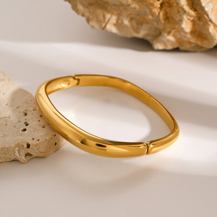 J&D 18K Gold Plated Stainless Steel Bracelet Jewelry Smooth Surface Clasp Square Medieval Bangle