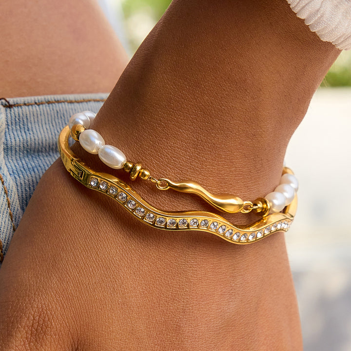 J&D Eternal Ripple Bracelet Diamond Cut Wave Design Adjustable Closure Crystal Inlaid Bangle Heritage Inspired Gift for Her