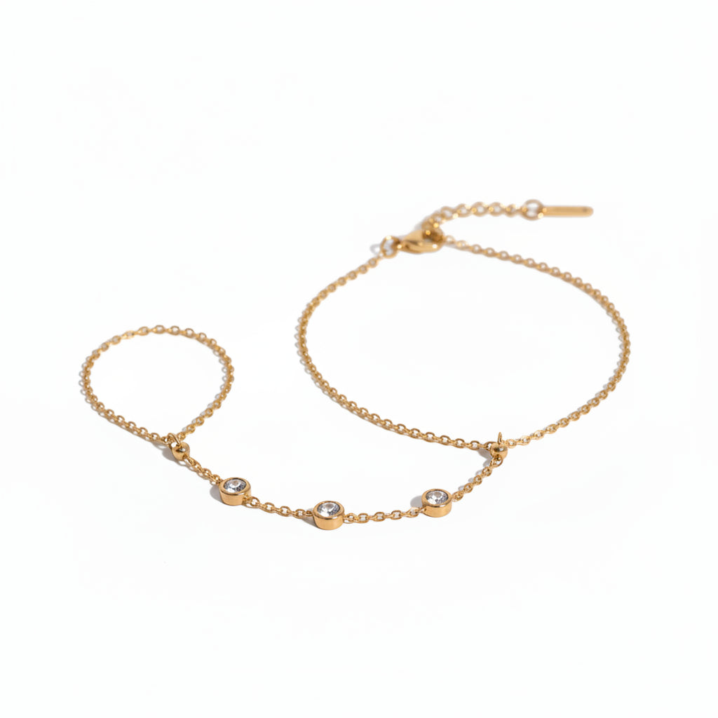 Trendy Minimalist Stainless Steel Chain Bracelet with Thin Heart Charm Oval Link Bracelet OT Clasp Stackable Jewelry