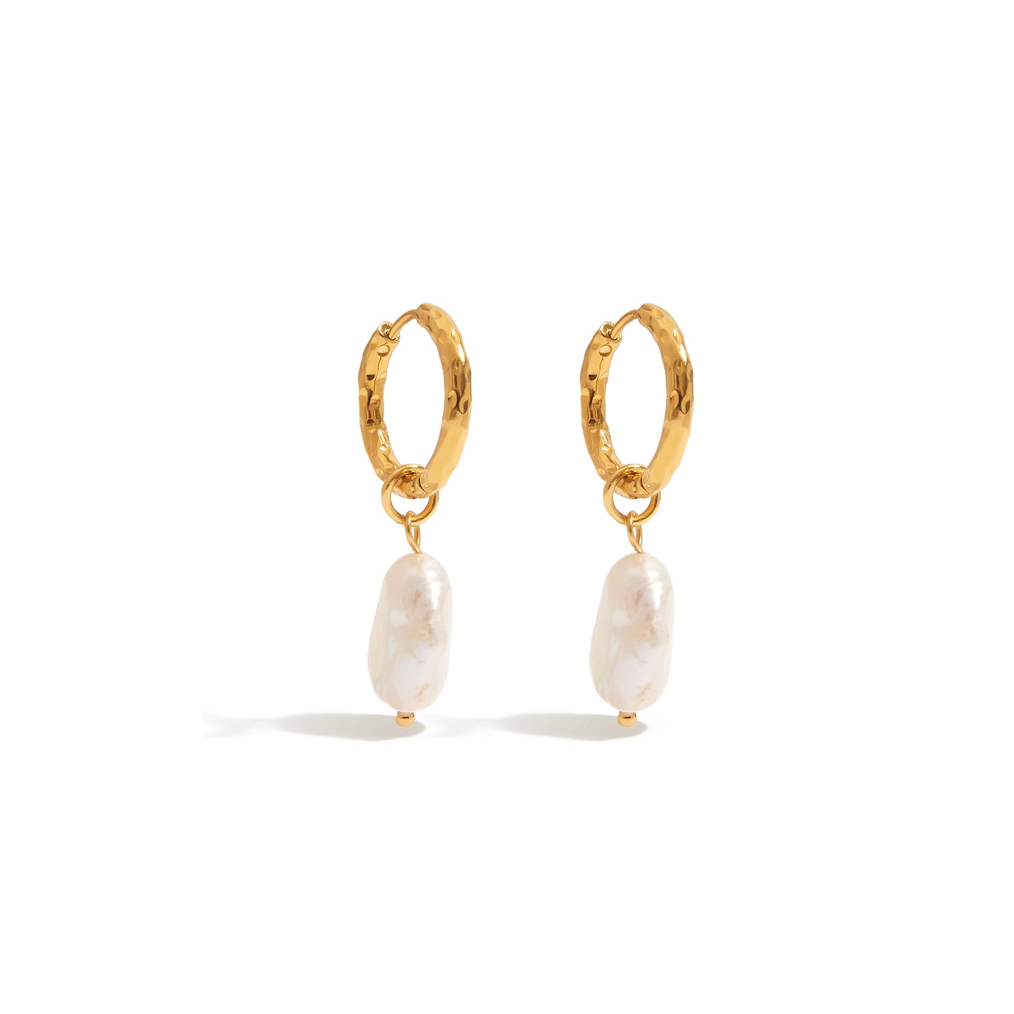 Elegant Graceful Jewelry 18K Gold Stainless Steel Freshwater Pearl Huggie Hoop Earrings