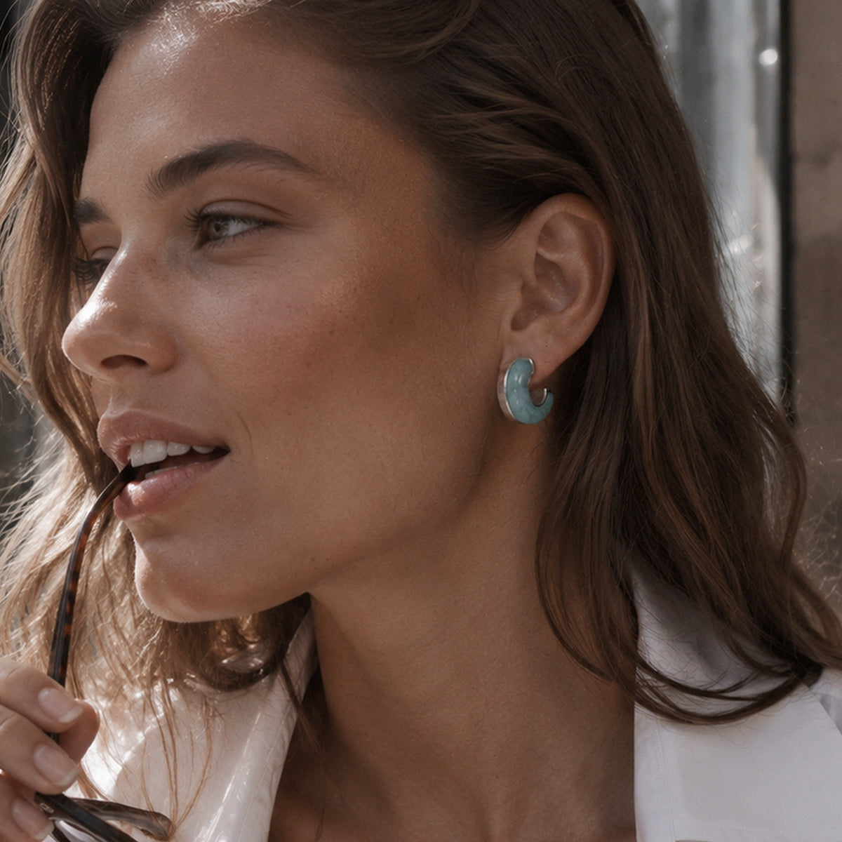 Women's Minimalist Style / Gold Stainless Steel + Resin / C-Shaped Stud Earrings