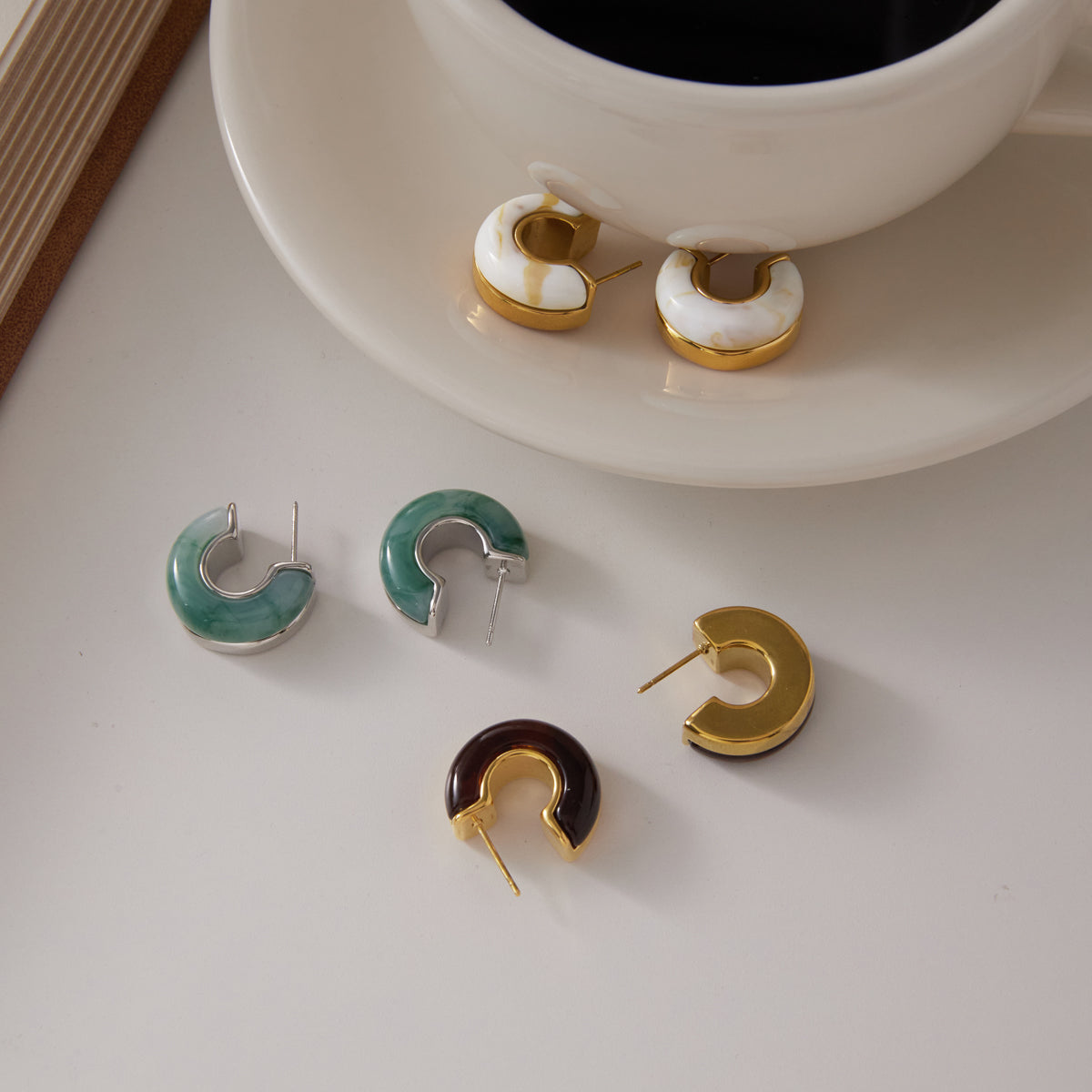 Women's Minimalist Style / Gold Stainless Steel + Resin / C-Shaped Stud Earrings
