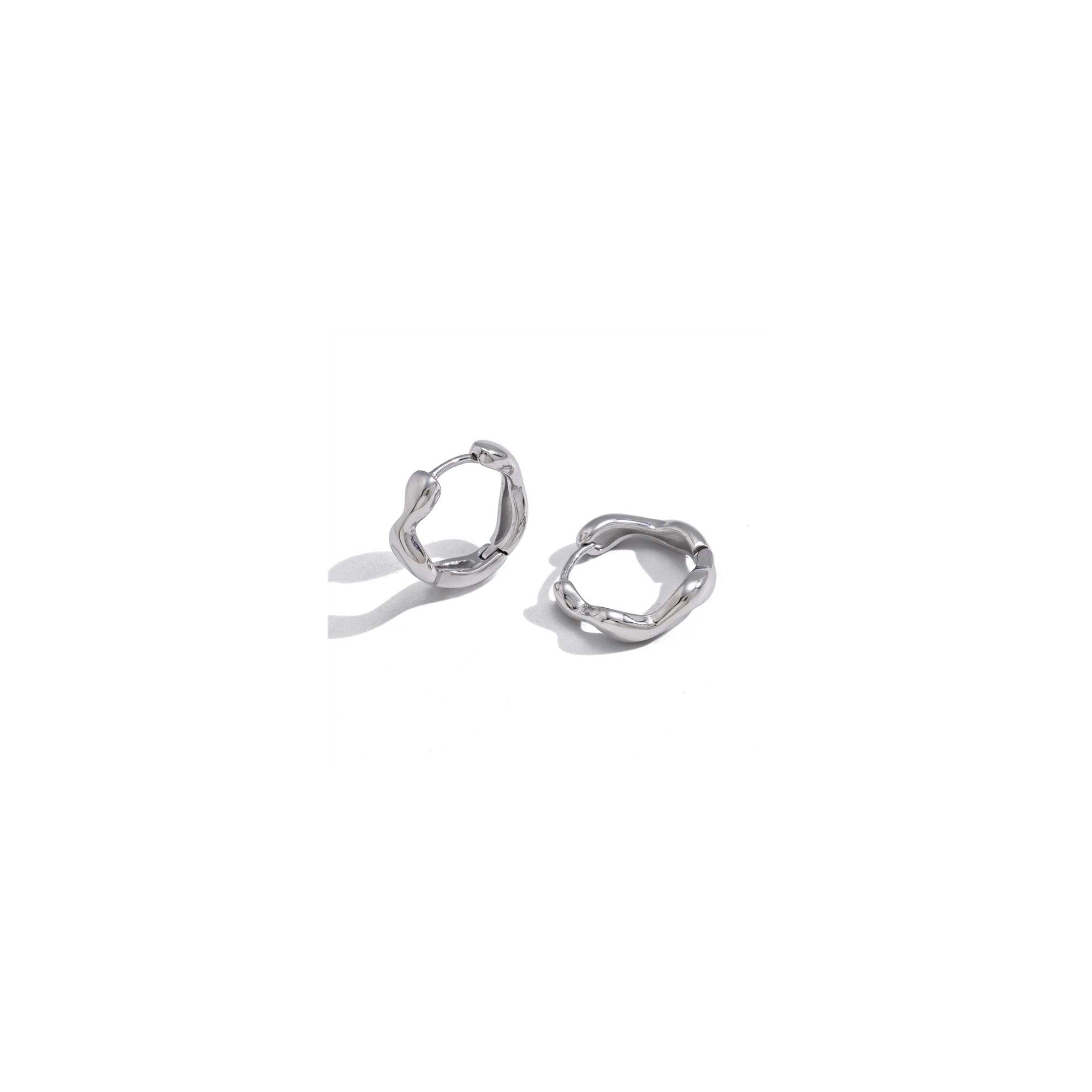 Stainless Steel Wavy Hoop Earrings Polished Fluid Motion Hoop Tarnish Free Lightweight Hypoallergenic Jewelry