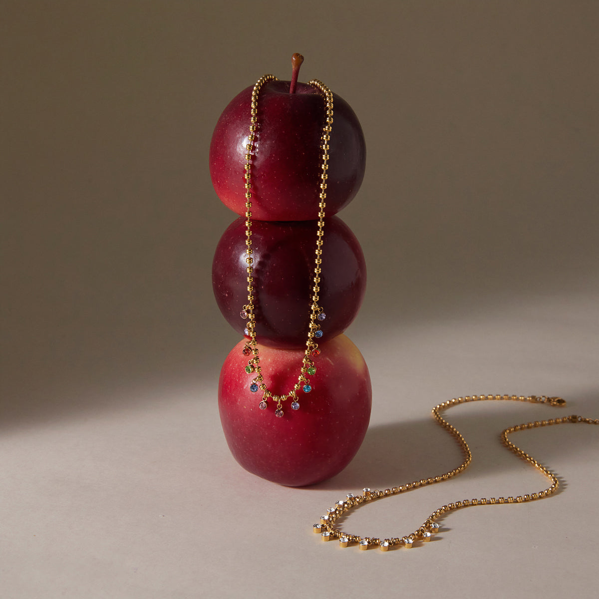Lady Style - Classic Style / 18K gold stainless steel + zirconium / Round white zirconium pendant necklace