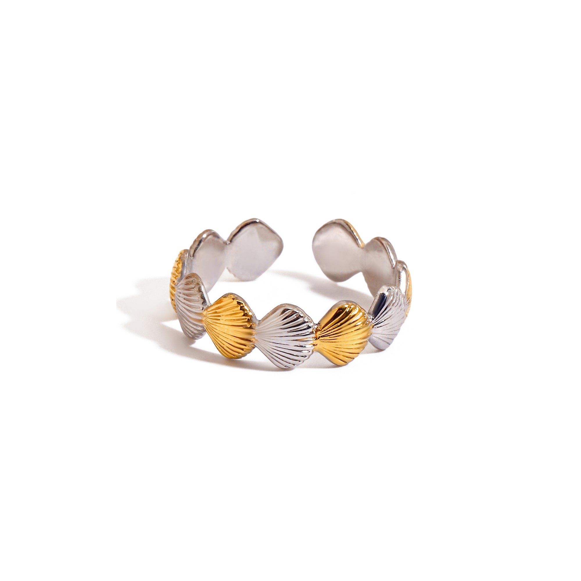 Charm Stainless Steel 18K Gold Plated Jewelry Gift Opening Scallop Shell Chain Rings for Women